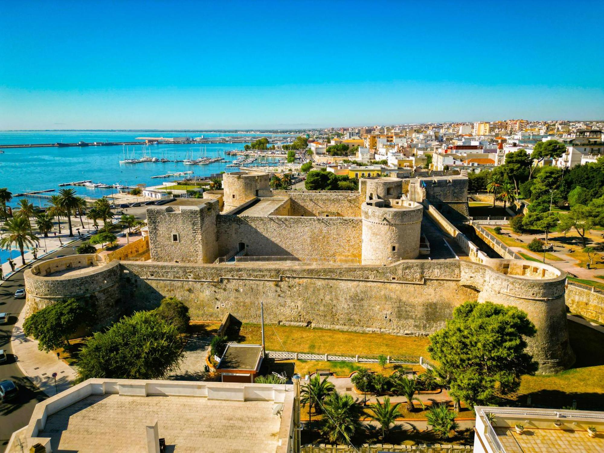 דירות מנפרדוניה Mare E Castello מראה חיצוני תמונה